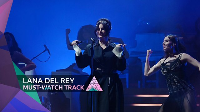 4. Lana Del Rey Glastonbury 2023 - The Grants